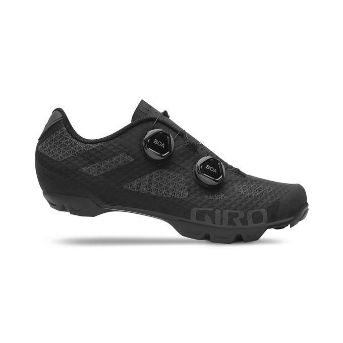 Giro Sector Black/Dark Shadow Giro