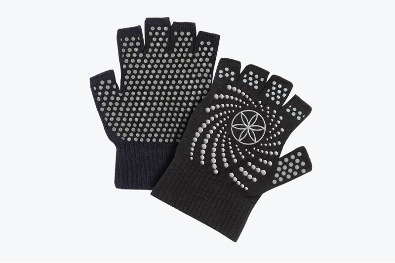 GAIAM Rukavice na jógu Grippy Yoga Gloves Black GAIAM