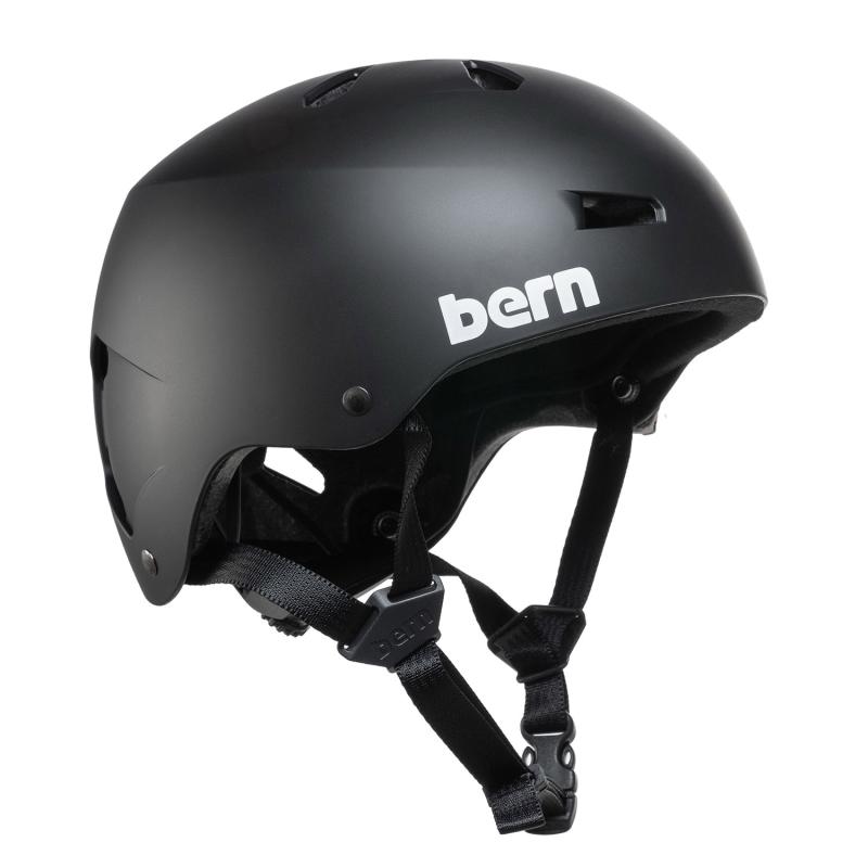 Bern Macon Classic black skate helma Bern
